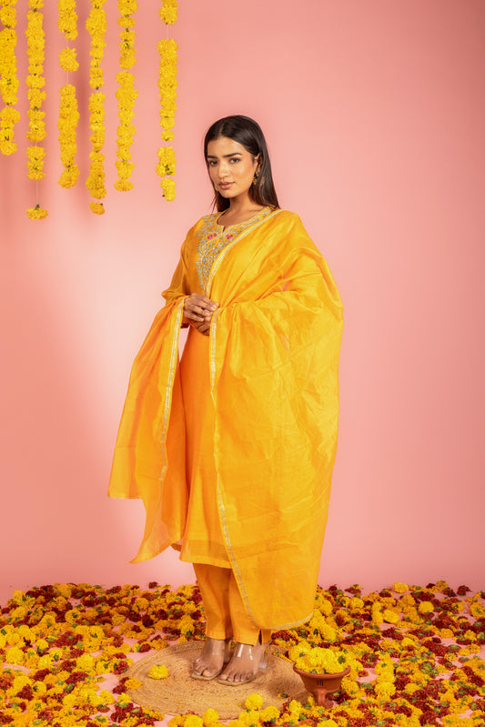 Yellow Chanderi Kurta Pant Dupatta-Set of 3