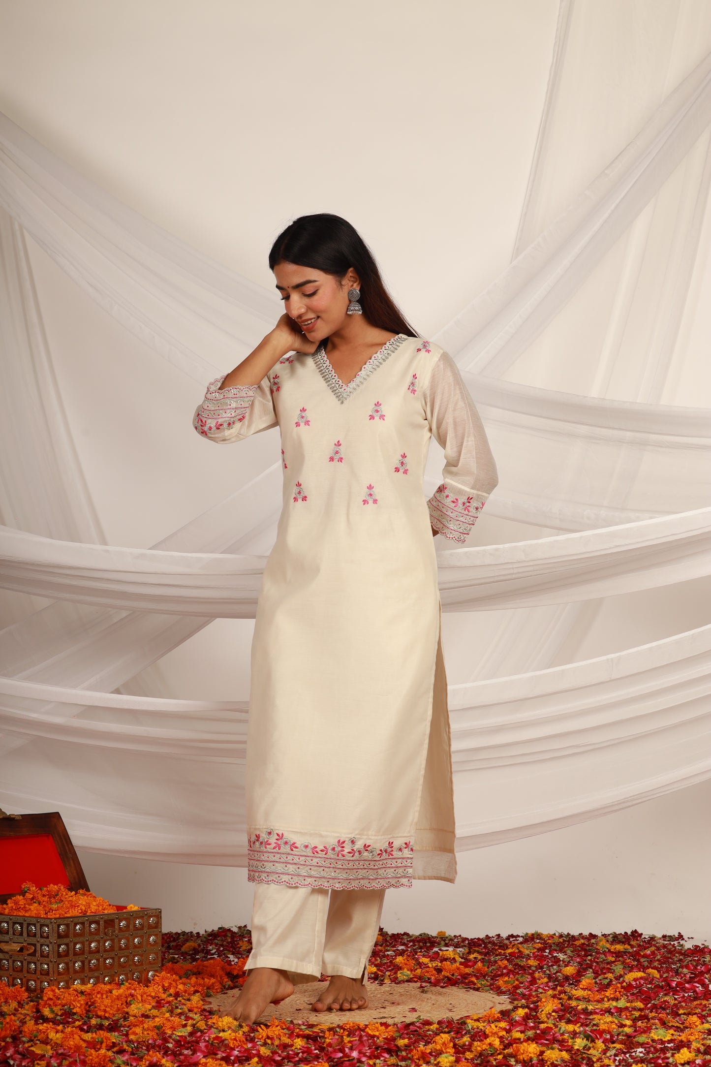 Cream Chanderi Kurta Pant Dupatta -Set of 3